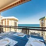 2 Bed 1 Bath Very Bright Appartamento *