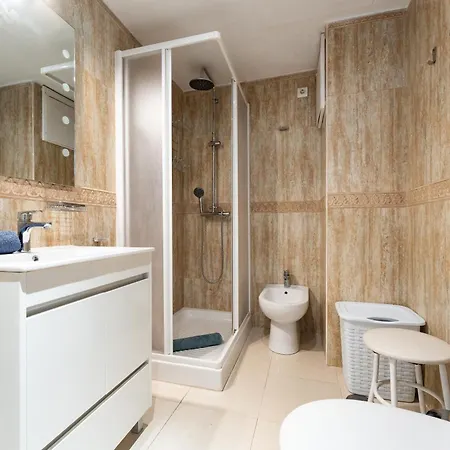 Διαμέρισμα 2 Bed 1 Bath Very Bright