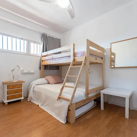 2 Bed 1 Bath Very Bright * Fuengirola